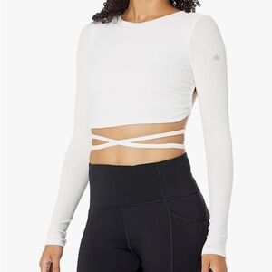 ALO Yoga Women's White Long Sleeve Crop Top